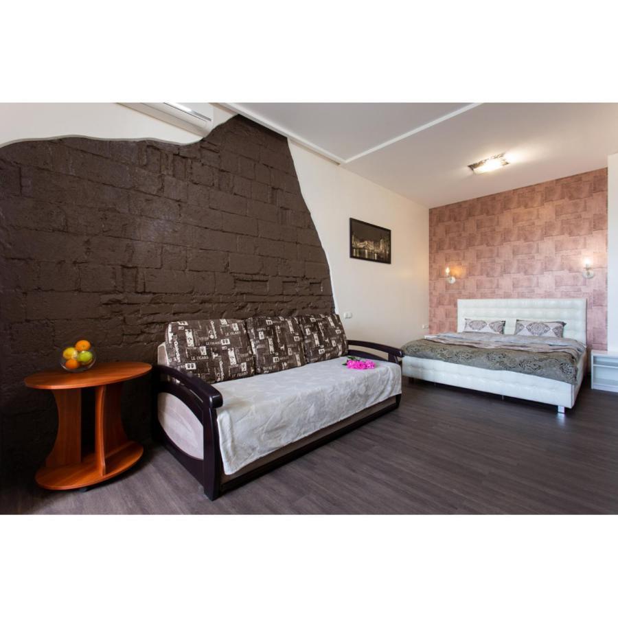 Studio Apartments In The City Center Jarkov Exterior foto