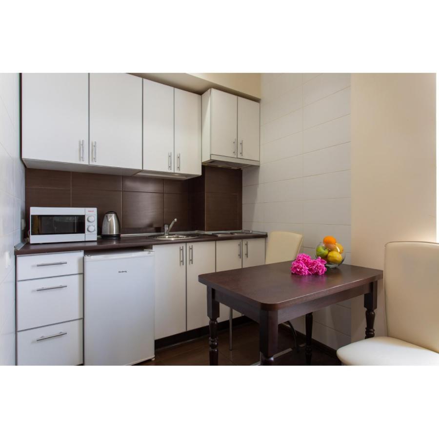 Studio Apartments In The City Center Jarkov Exterior foto